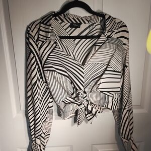 Chic Black and White Striped Blouse